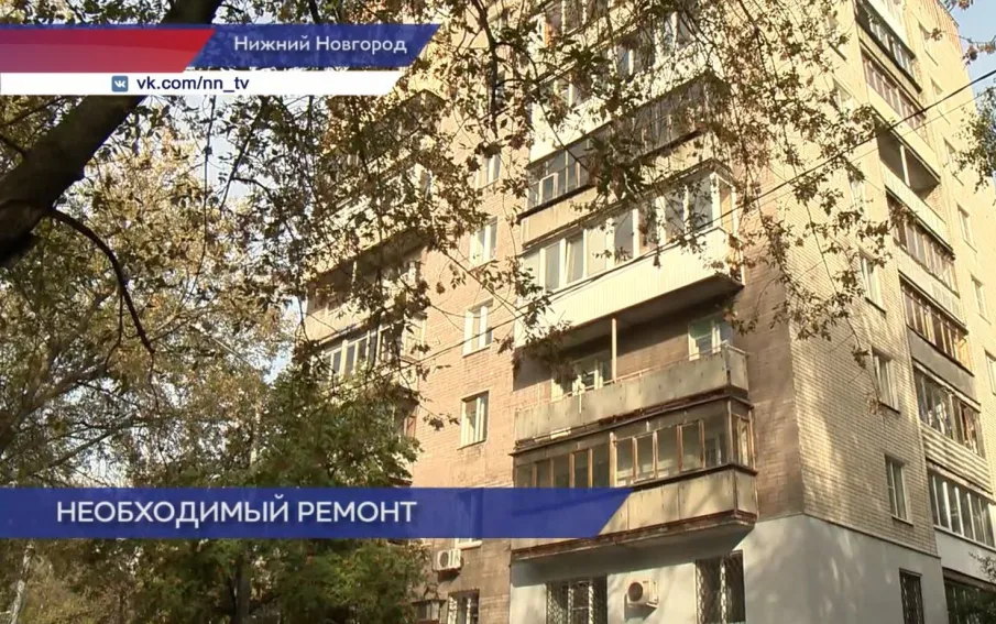 Входную группу в подвал отремонтировали в доме №74 по проспекту Гагарина